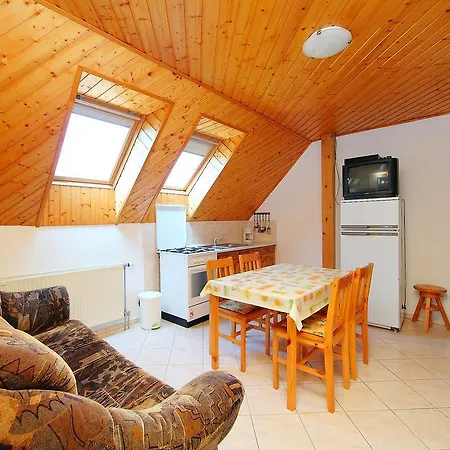 Szabadsag U.107 Apartment Balatonoszod